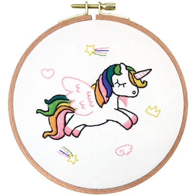 European embroidery: rainbow unicorn sizs 15.24cm(6in)