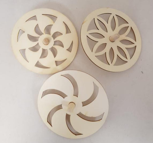 Spining top 9.5 cm(3.74in) mix 5 desgins in big bag